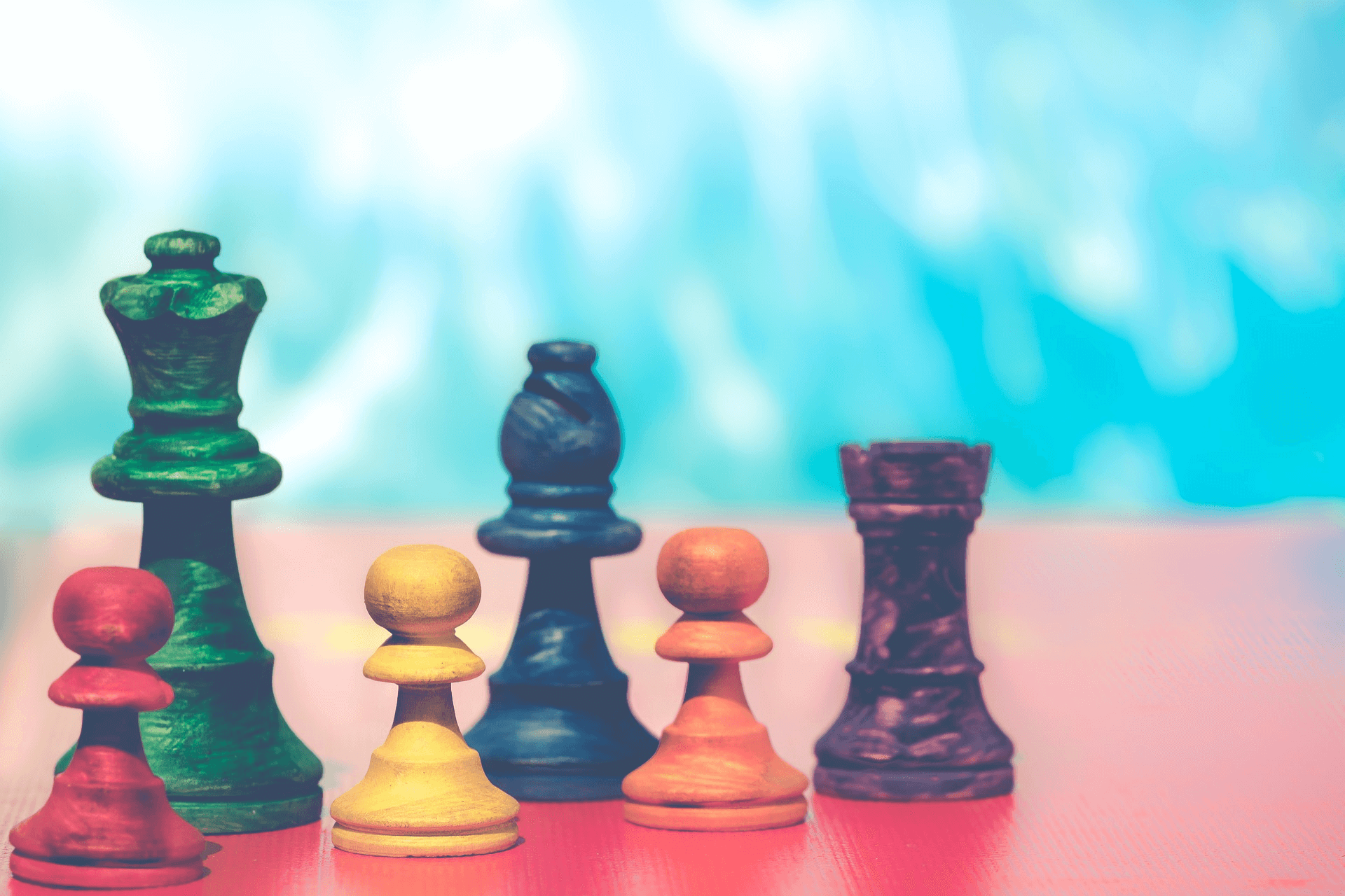 the image shows 5 pawns representing strategy
